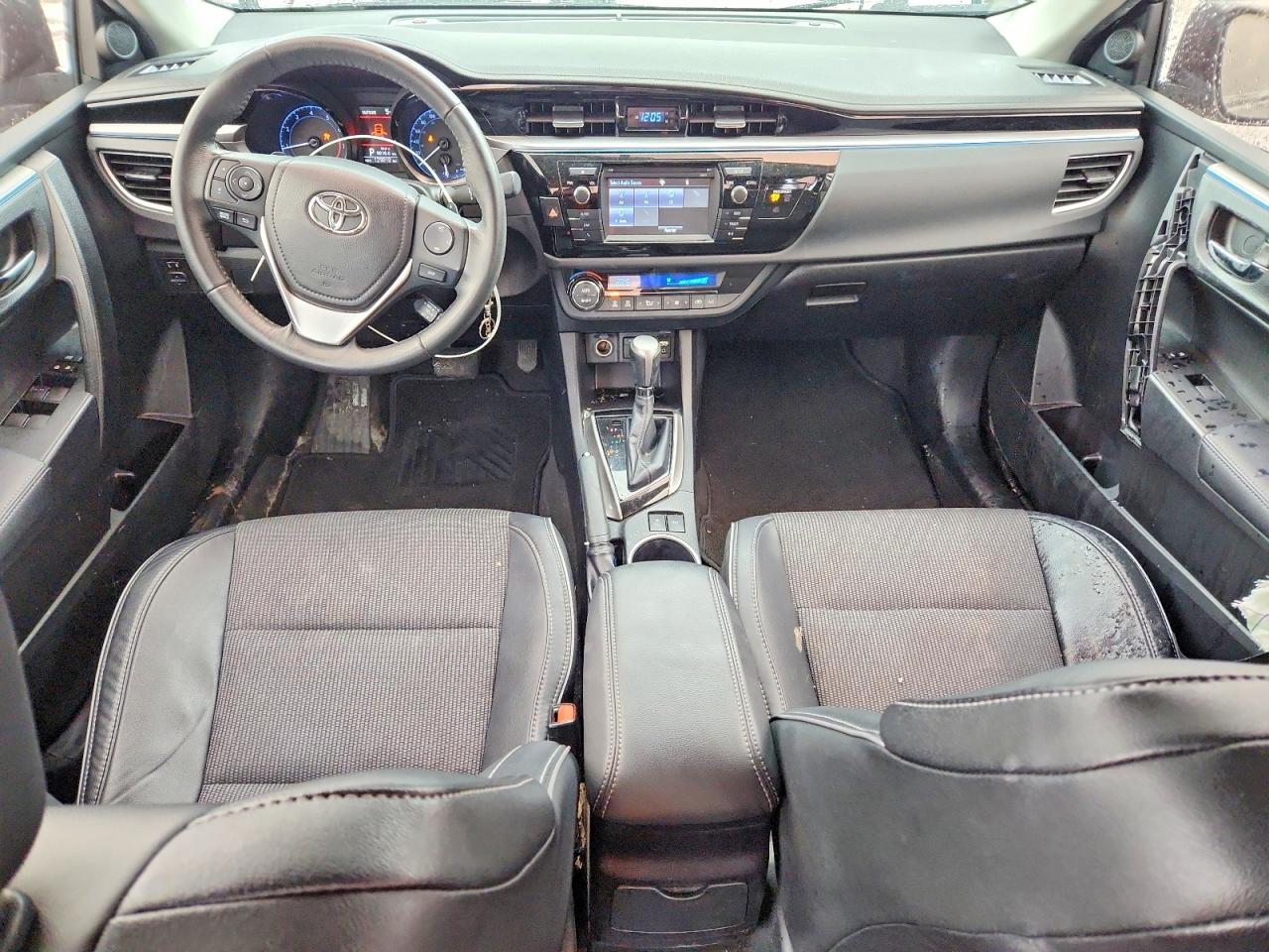2016 TOYOTA COROLLA L photo 8