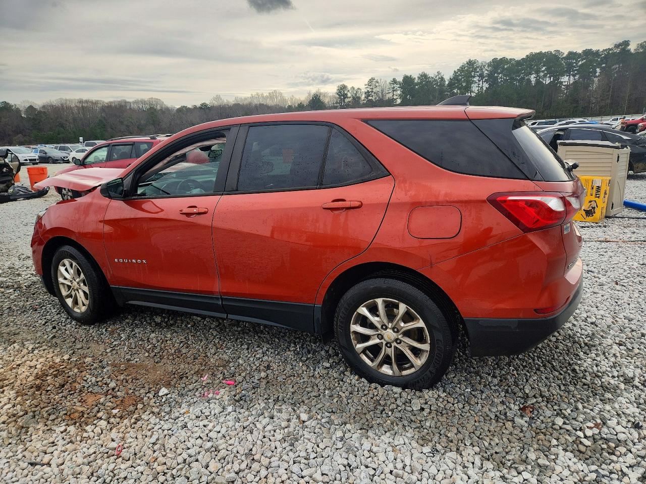 2020 CHEVROLET EQUINOX LS photo 2