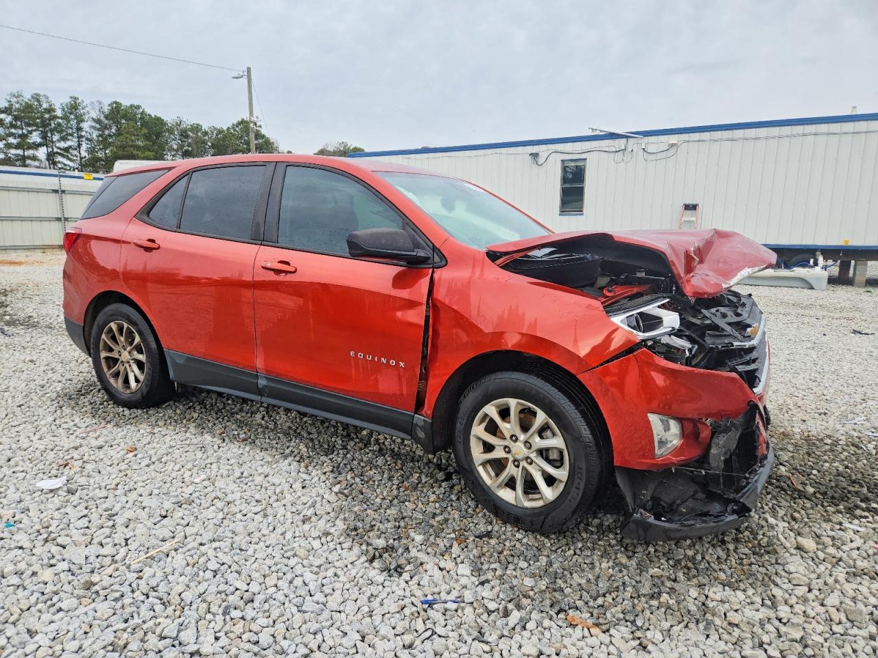 2020 CHEVROLET EQUINOX LS photo 4