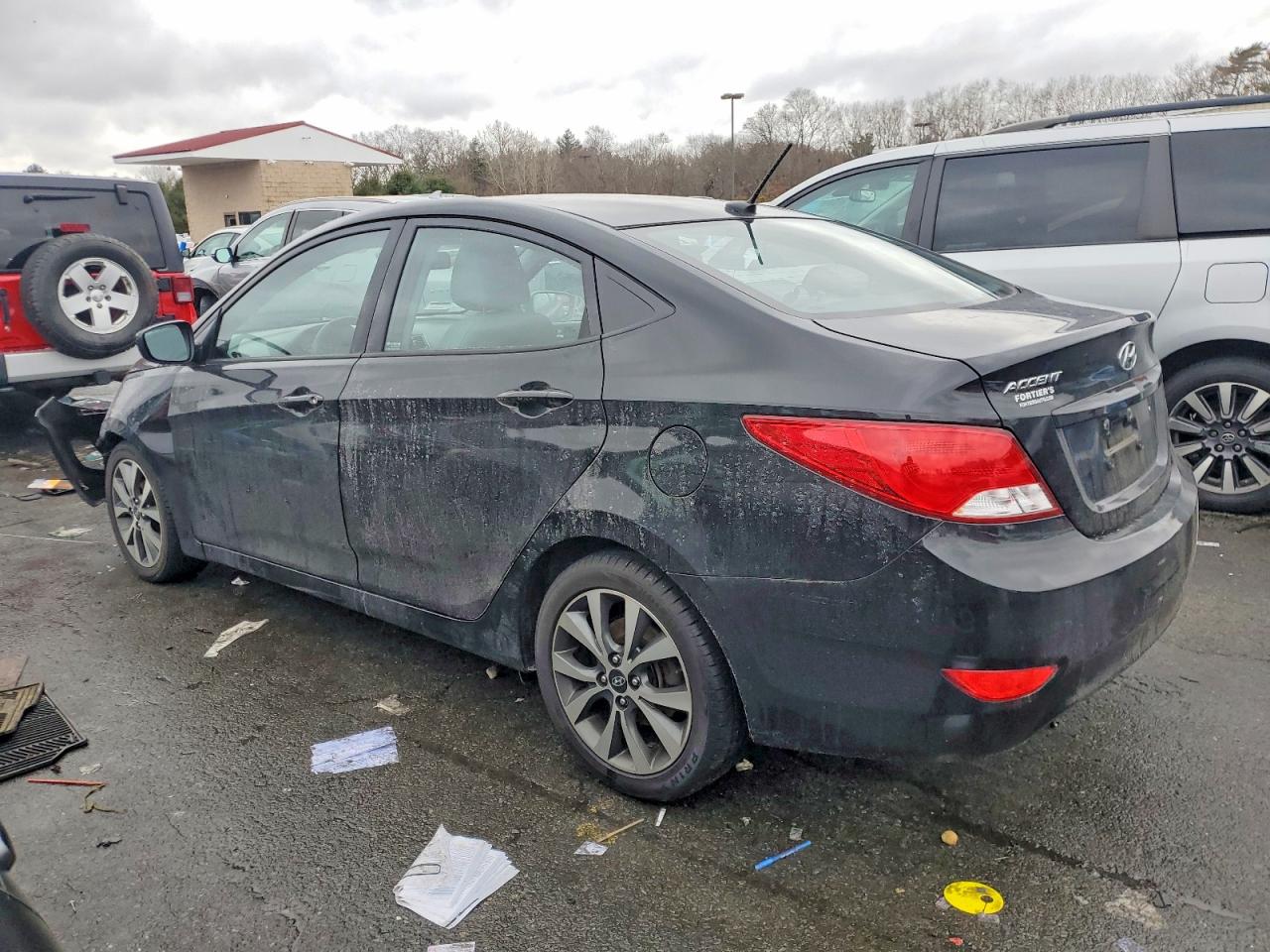 2017 HYUNDAI ACCENT SE photo 2