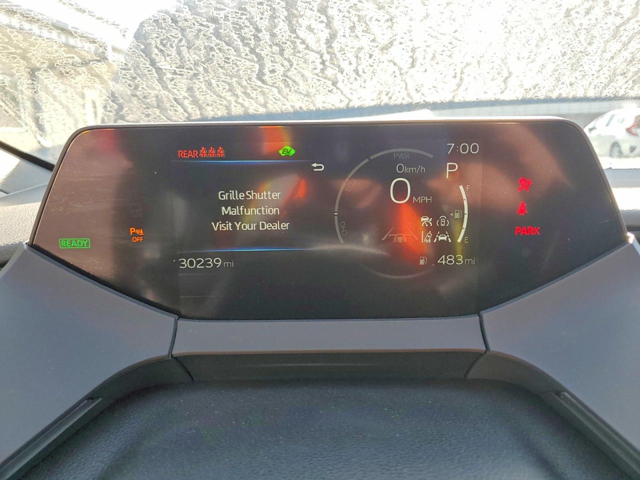 2025 TOYOTA PRIUS LE photo 8