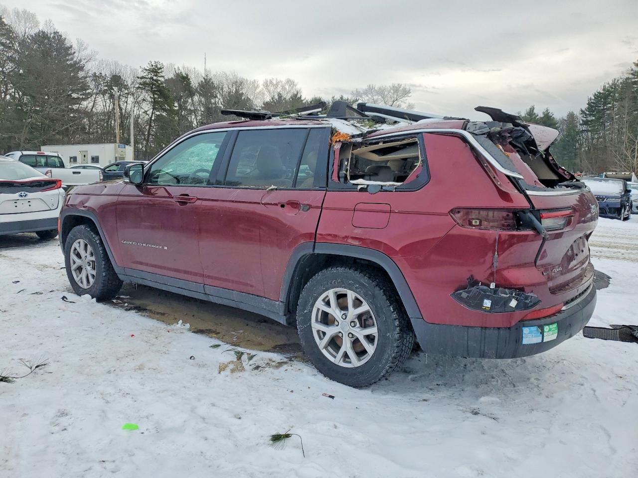 2022 JEEP GRAND CHEROKEE L LIMITED photo 2