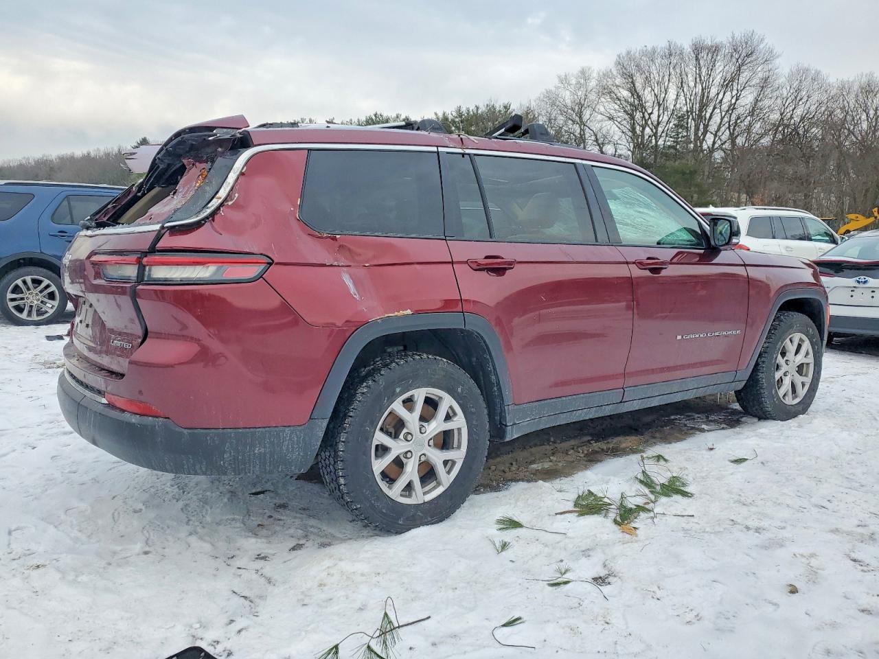 2022 JEEP GRAND CHEROKEE L LIMITED photo 3