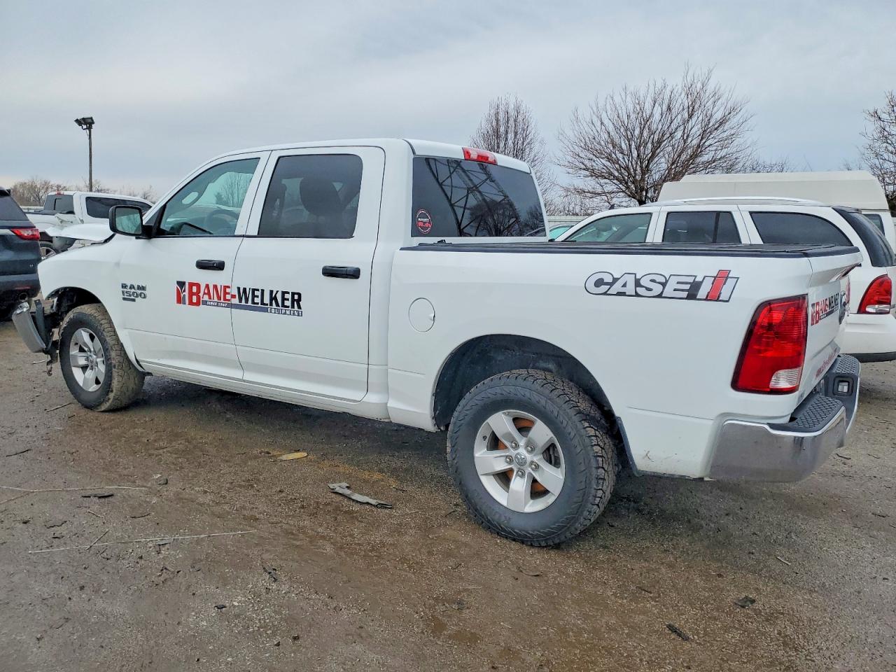 2023 RAM 1500 CLASSIC TRADESMAN photo 2
