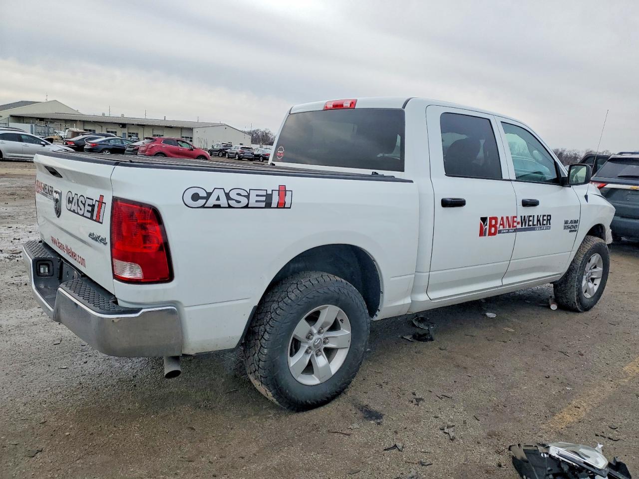 2023 RAM 1500 CLASSIC TRADESMAN photo 3