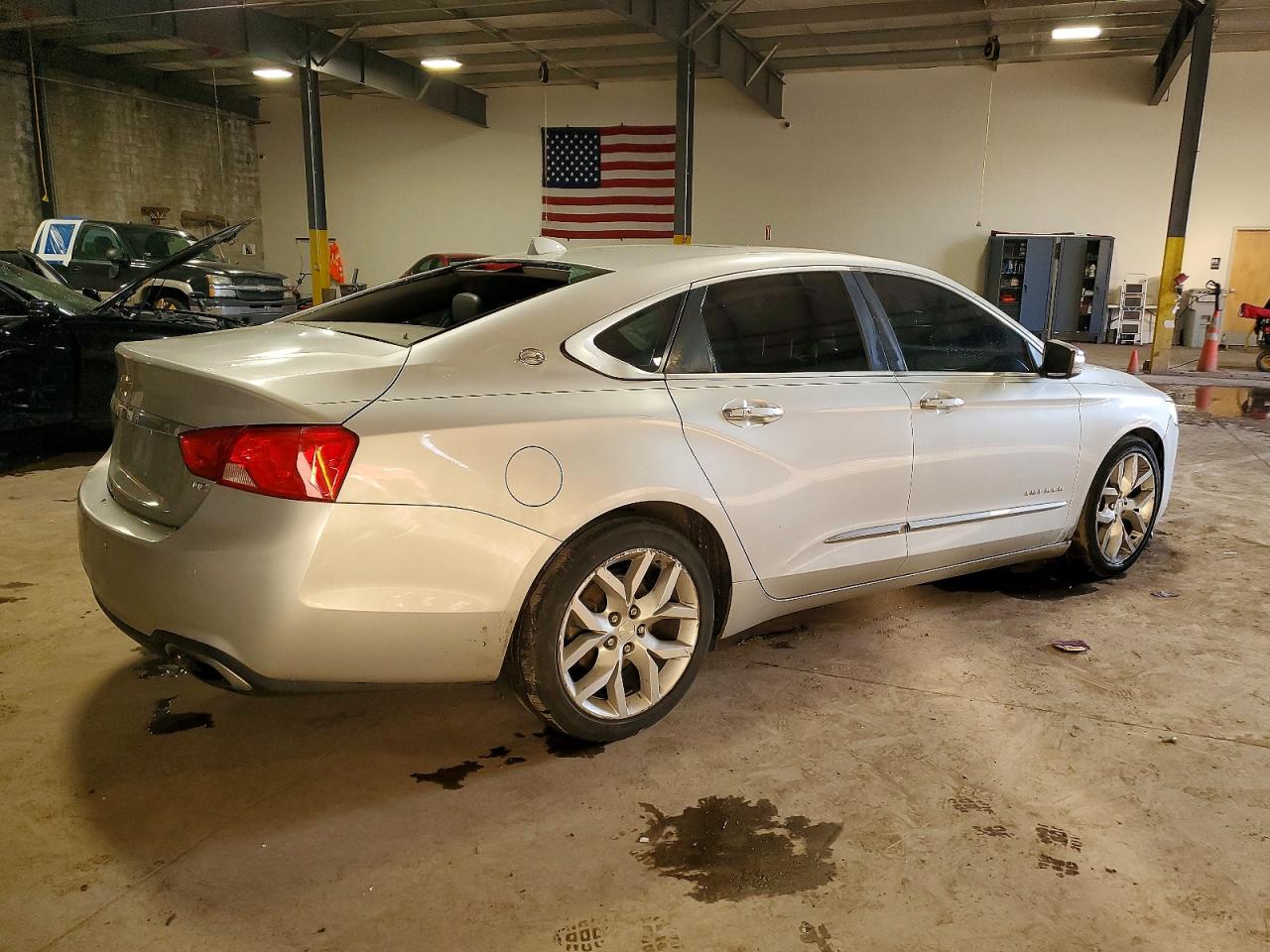 2014 CHEVROLET IMPALA LTZ photo 3