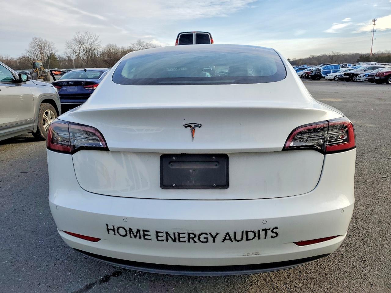 2022 TESLA MODEL 3 photo 6