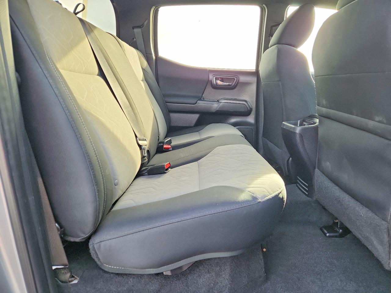 2022 TOYOTA TACOMA DOUBLE CAB photo 10