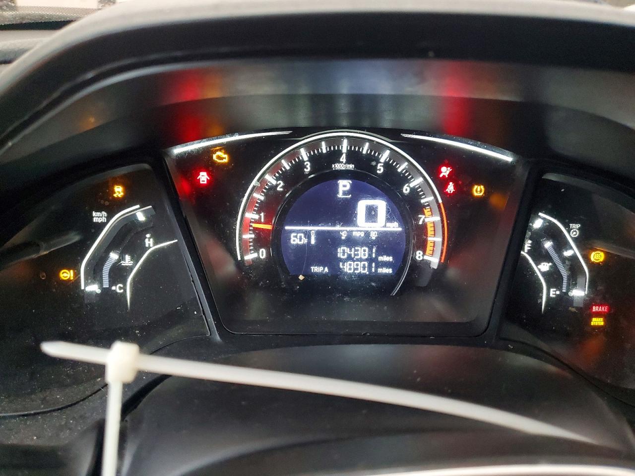 2016 HONDA CIVIC LX photo 9