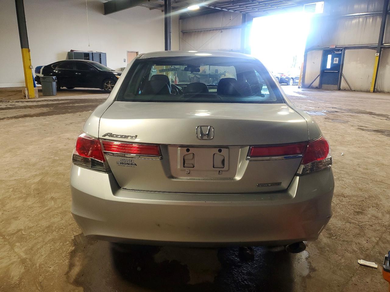 2012 HONDA ACCORD SE photo 6