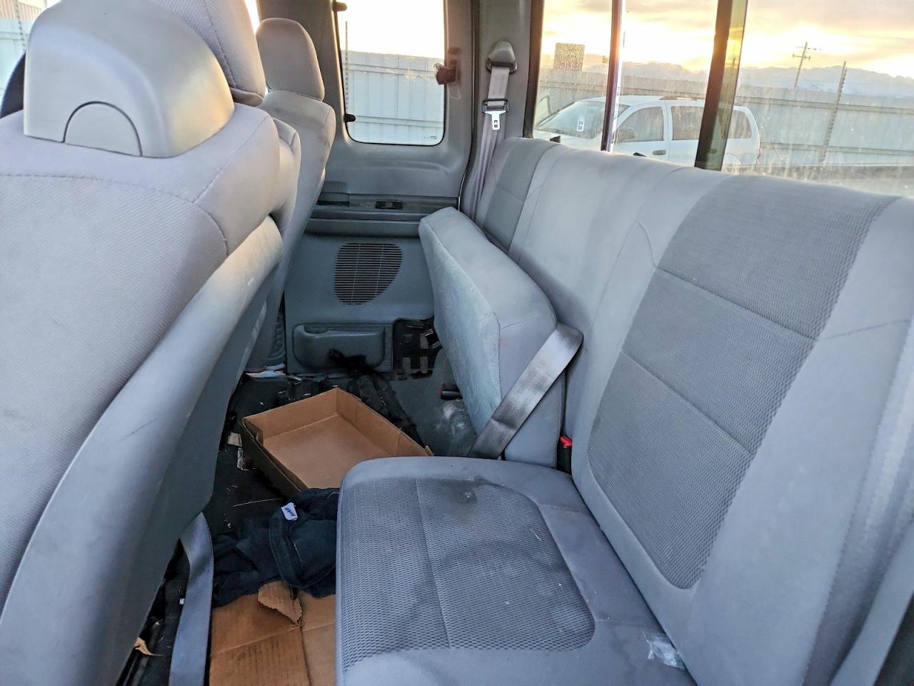 2004 FORD F250 SUPER DUTY photo 19