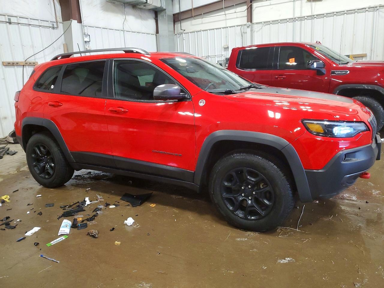 2019 JEEP CHEROKEE TRAILHAWK photo 4