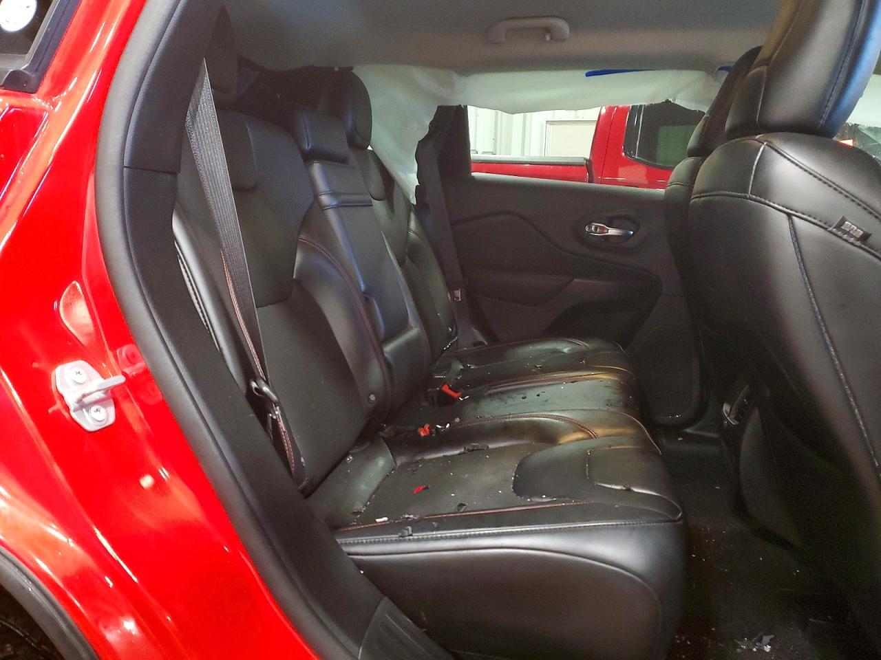 2019 JEEP CHEROKEE TRAILHAWK photo 11