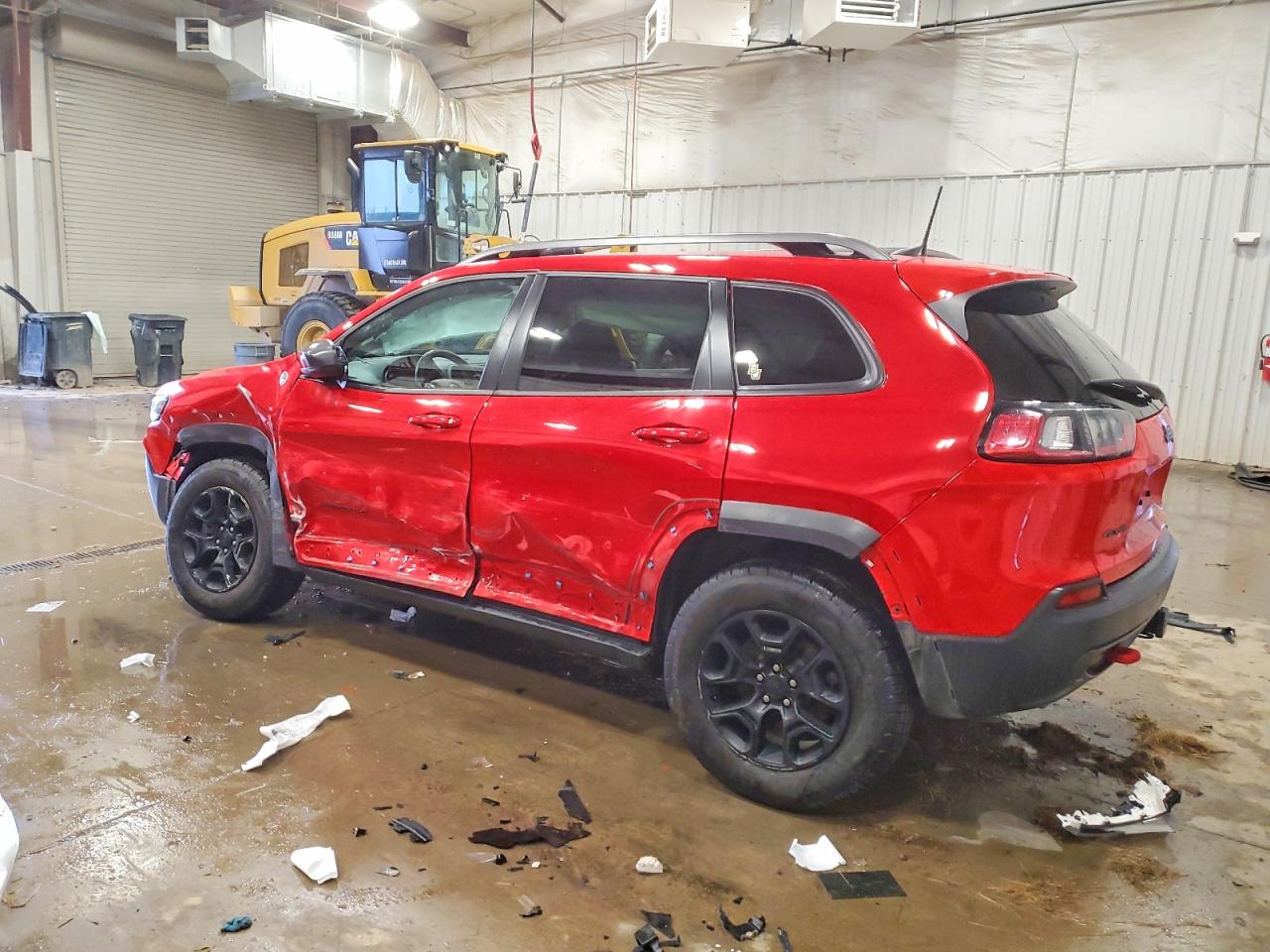 2019 JEEP CHEROKEE TRAILHAWK photo 2