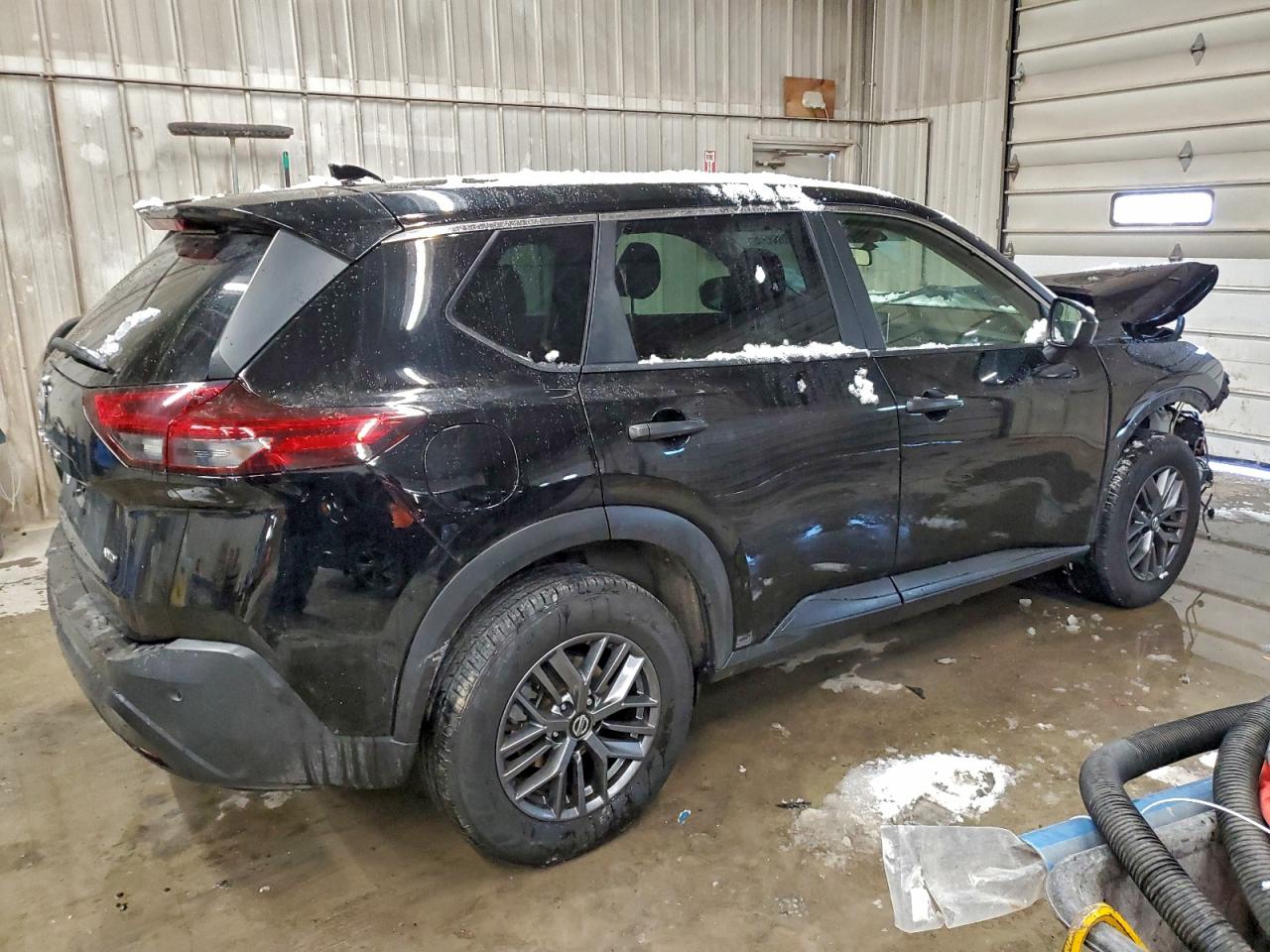 2021 NISSAN ROGUE S photo 3