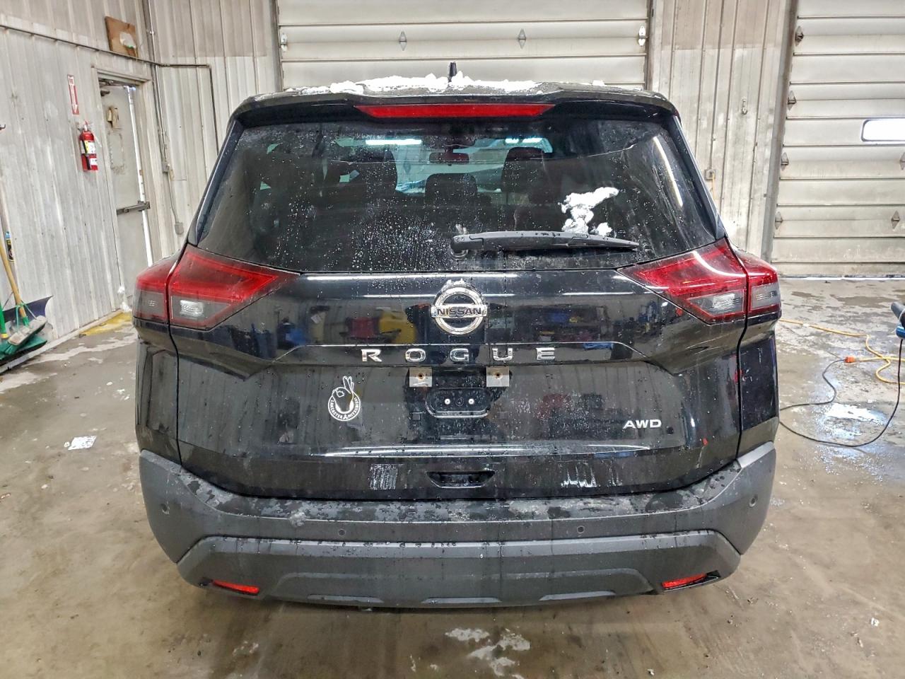 2021 NISSAN ROGUE S photo 6