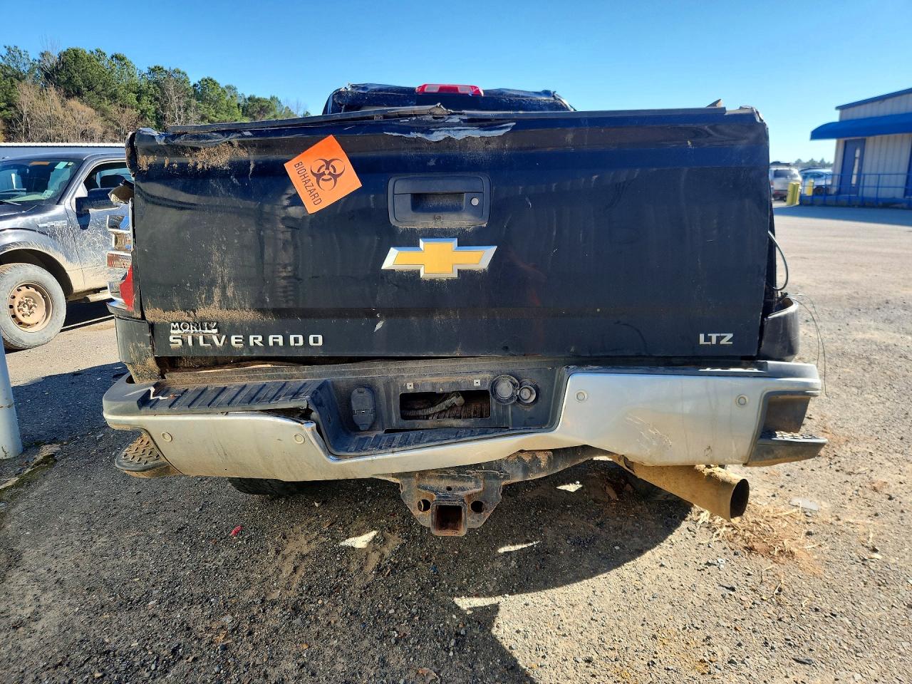 2015 CHEVROLET SILVERADO K2500 HEAVY DUTY LTZ photo 11
