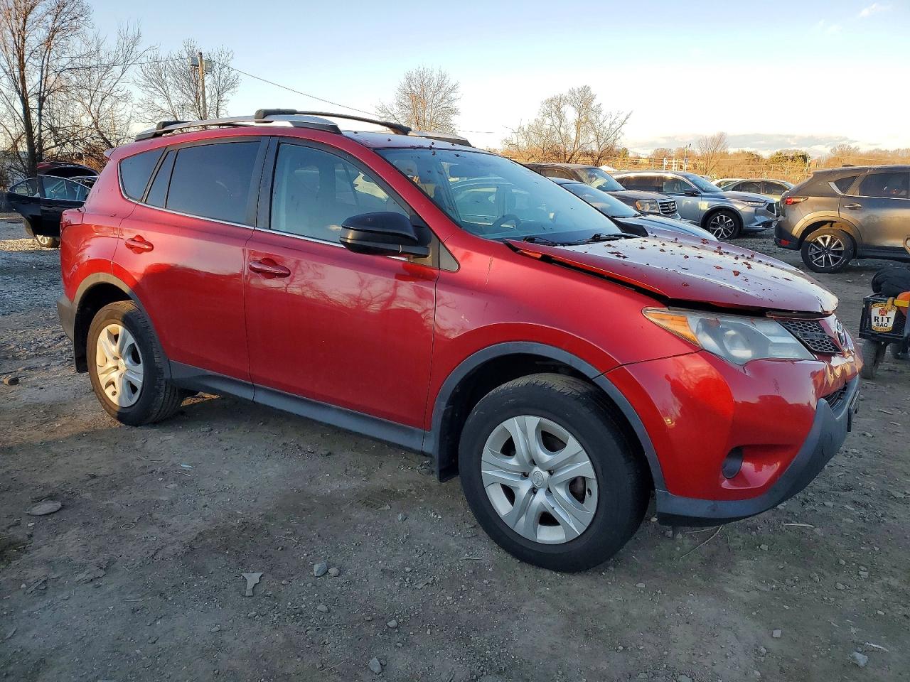 2014 TOYOTA RAV4 LE photo 4