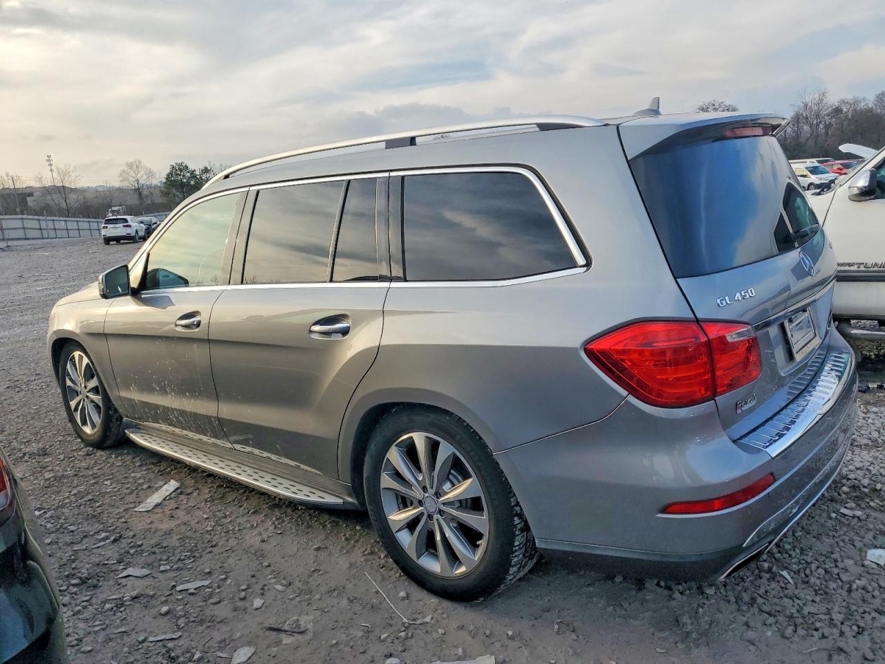 2014 MERCEDES-BENZ GL 450 4MATIC photo 2
