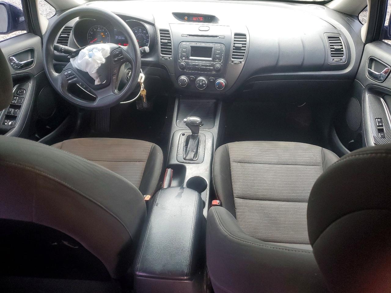 2015 KIA FORTE LX photo 8