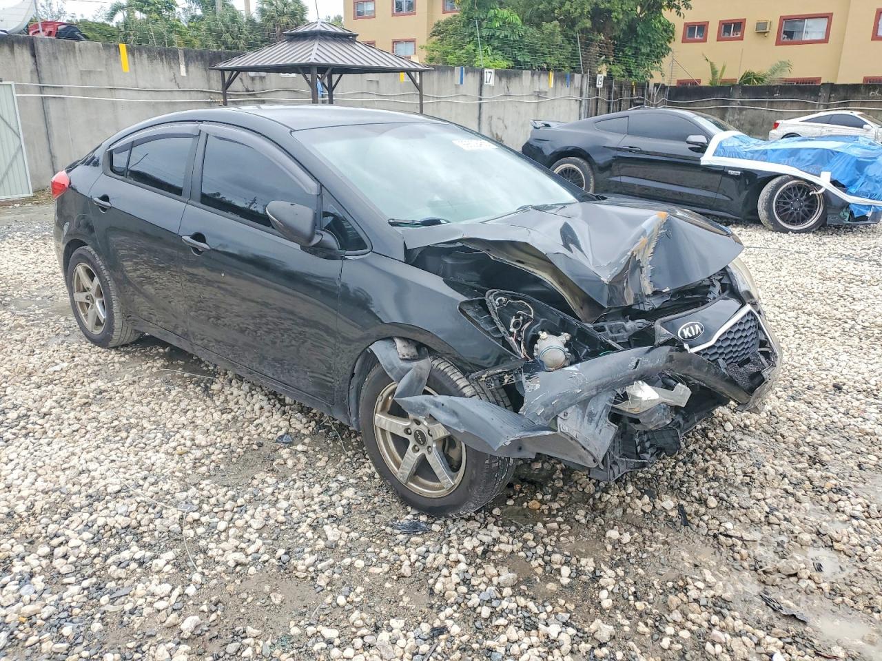 2015 KIA FORTE LX photo 4