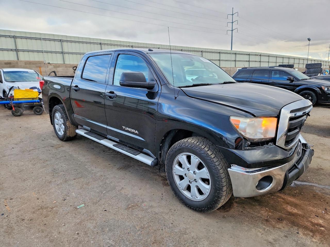 2012 TOYOTA TUNDRA CREWMAX SR5 photo 4