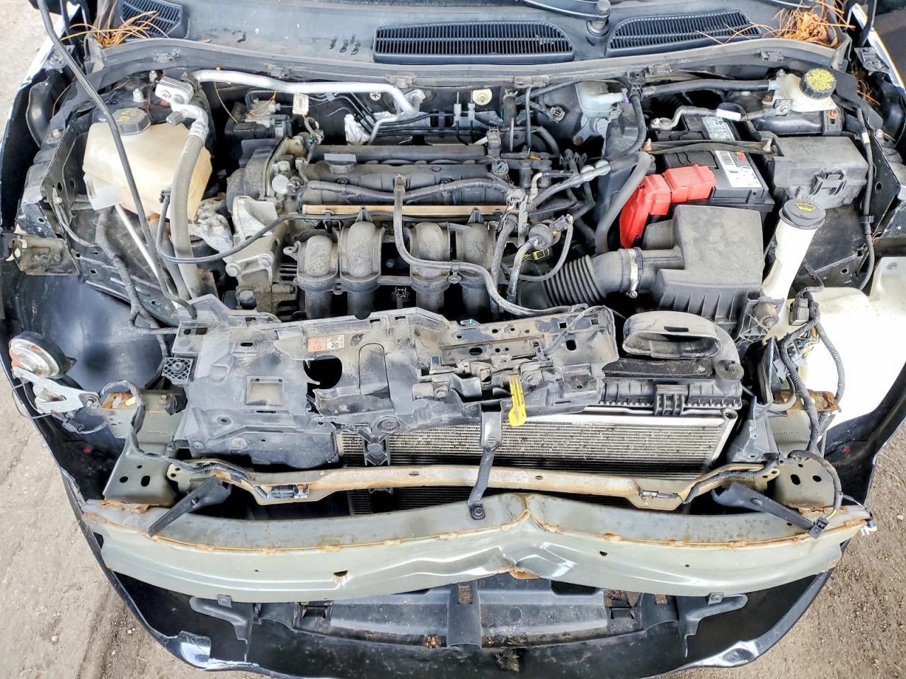2016 FORD FIESTA SE photo 11