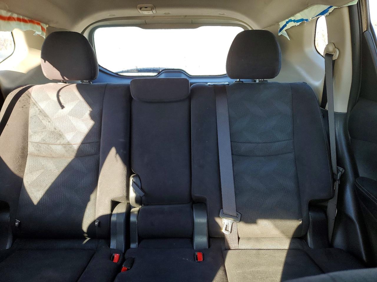 2016 NISSAN ROGUE S photo 10