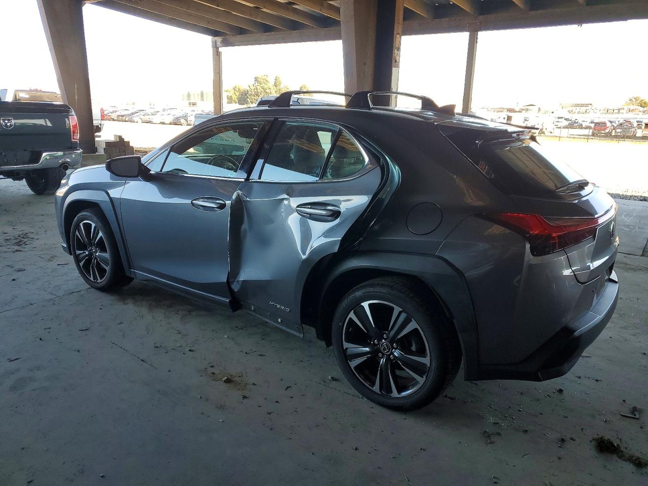 2020 LEXUS UX 250H photo 2