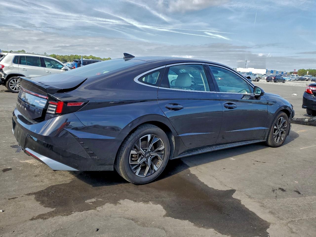 2024 HYUNDAI SONATA SEL photo 3