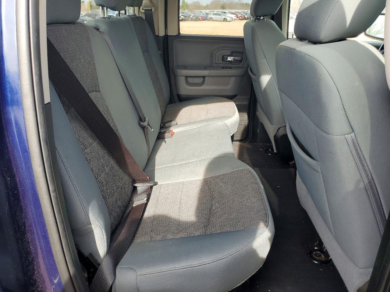 2018 RAM 1500 SLT photo 10