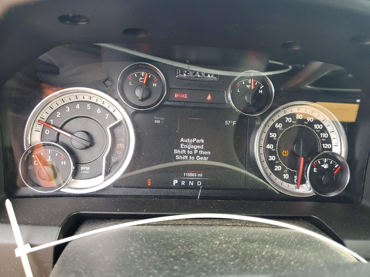 2018 RAM 1500 SLT photo 9
