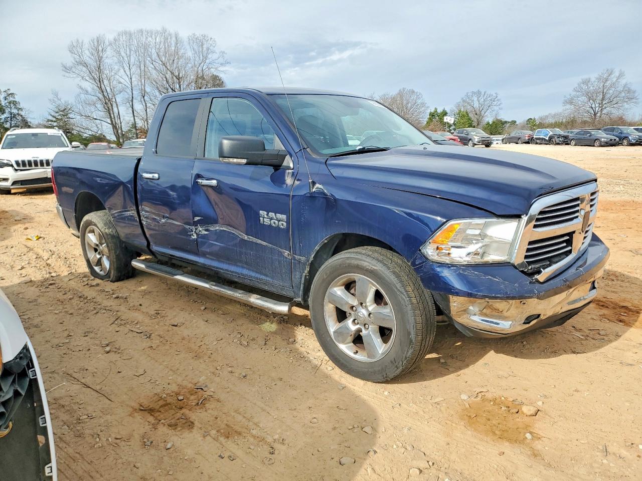2018 RAM 1500 SLT photo 4