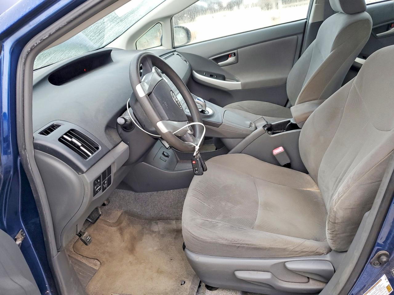 2010 TOYOTA PRIUS photo 7