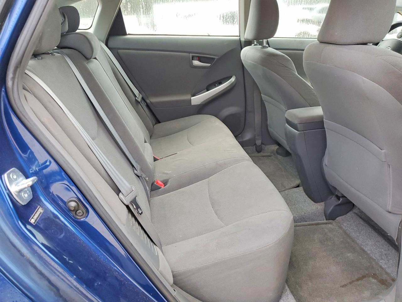 2010 TOYOTA PRIUS photo 10