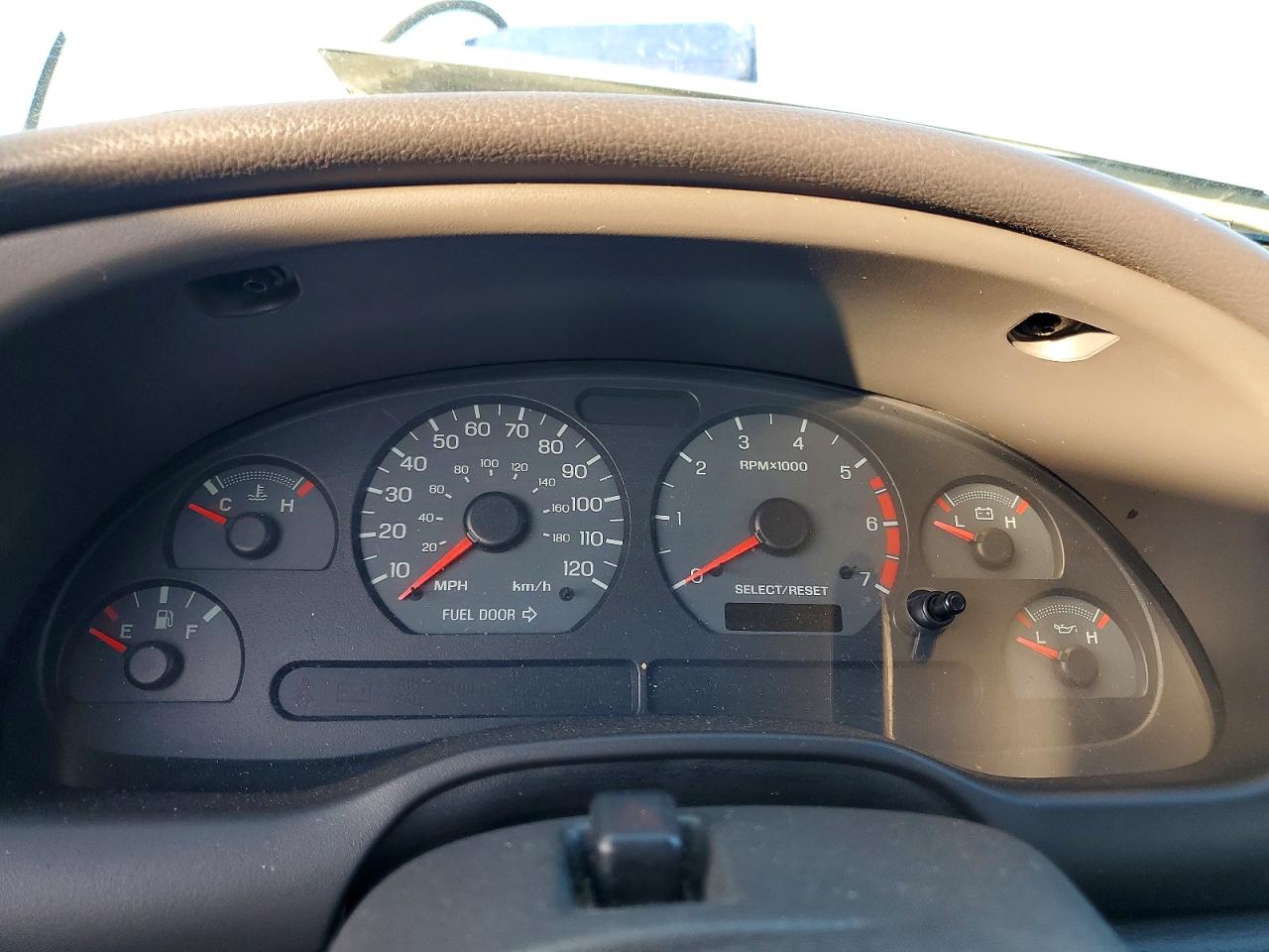 2003 FORD MUSTANG photo 9