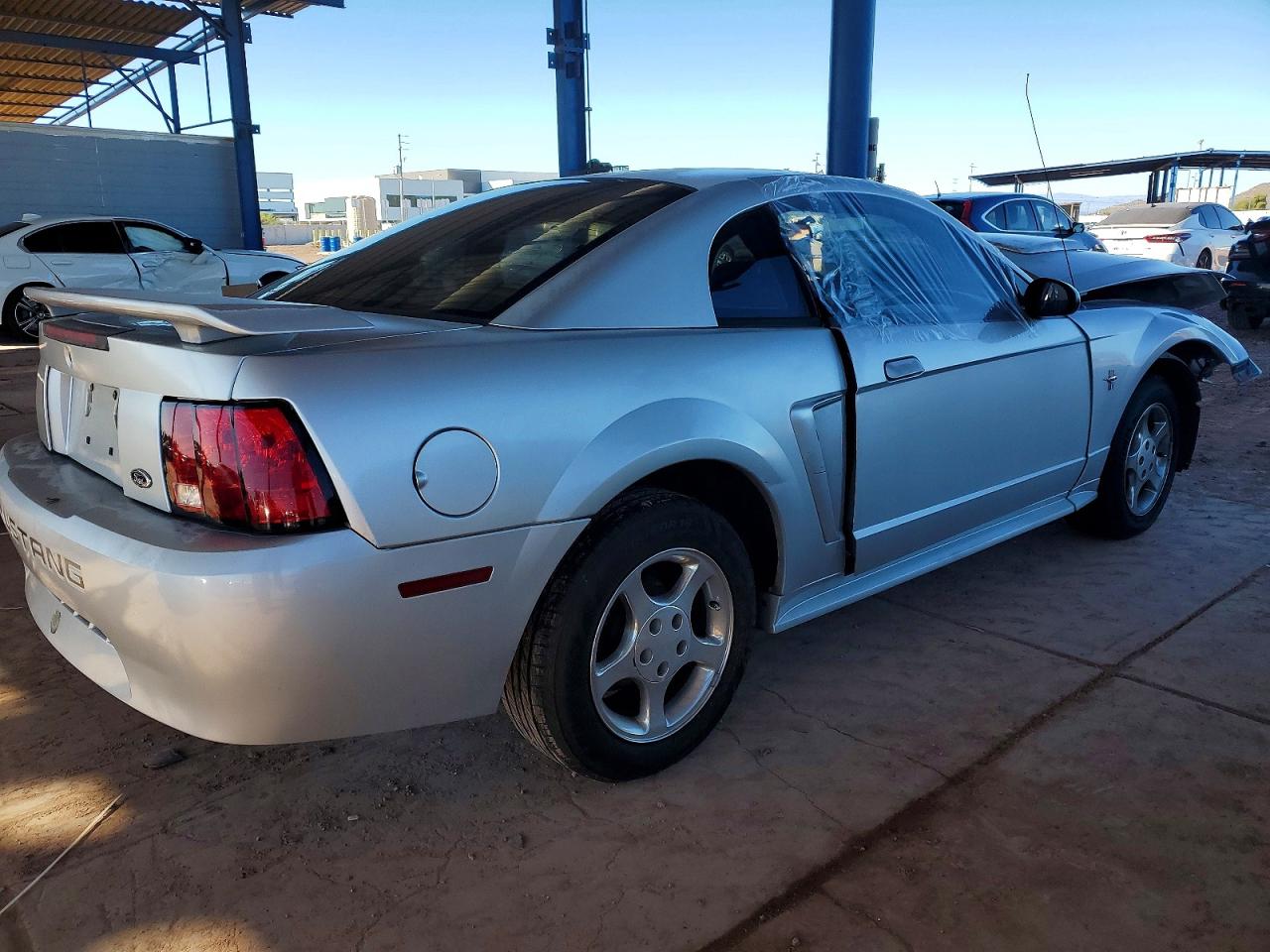 2003 FORD MUSTANG photo 3
