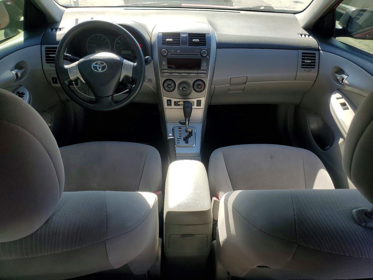 2011 TOYOTA COROLLA BASE photo 22