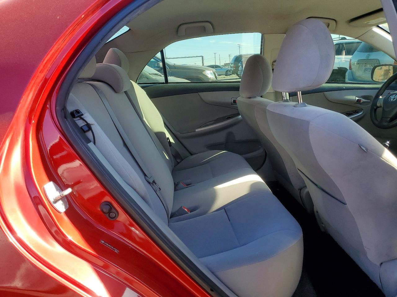 2011 TOYOTA COROLLA BASE photo 28