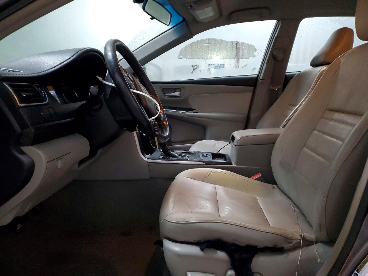 2017 TOYOTA CAMRY LE photo 13