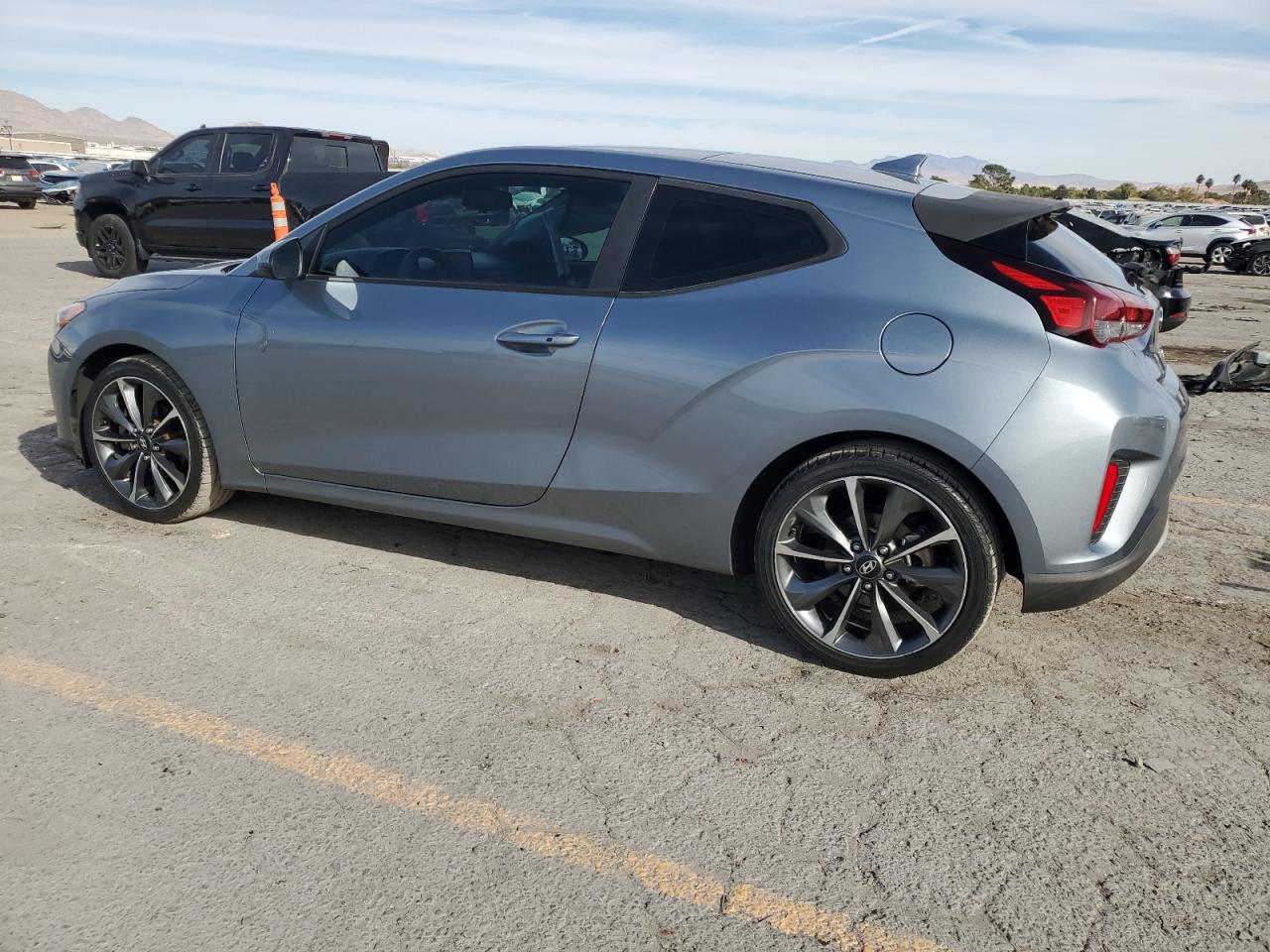 2020 HYUNDAI VELOSTER BASE photo 3
