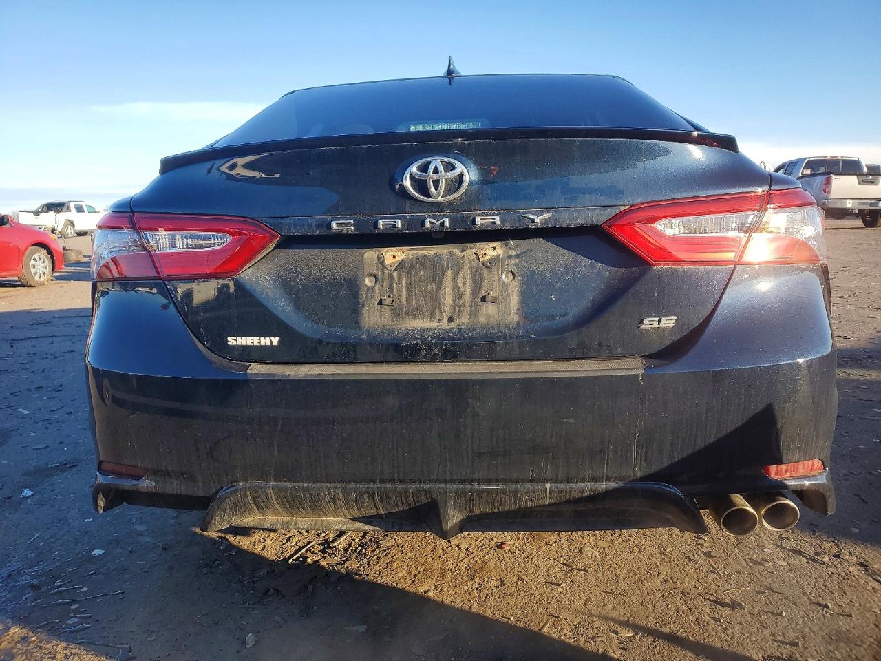 2019 TOYOTA CAMRY L photo 6