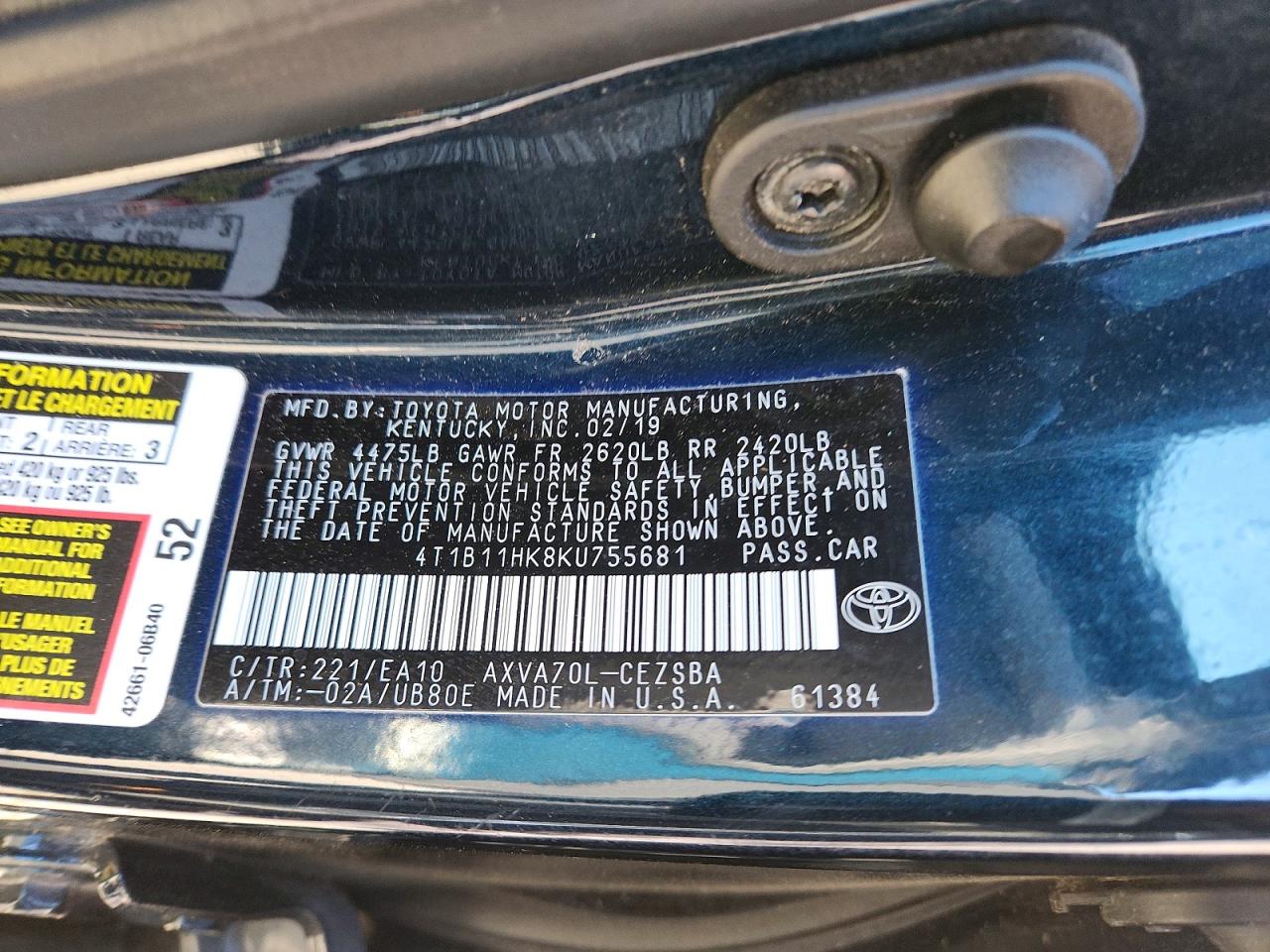 2019 TOYOTA CAMRY L photo 12