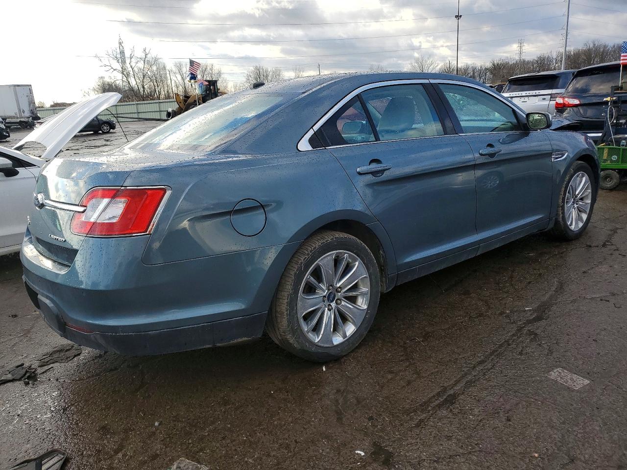 2010 FORD TAURUS LIMITED photo 3