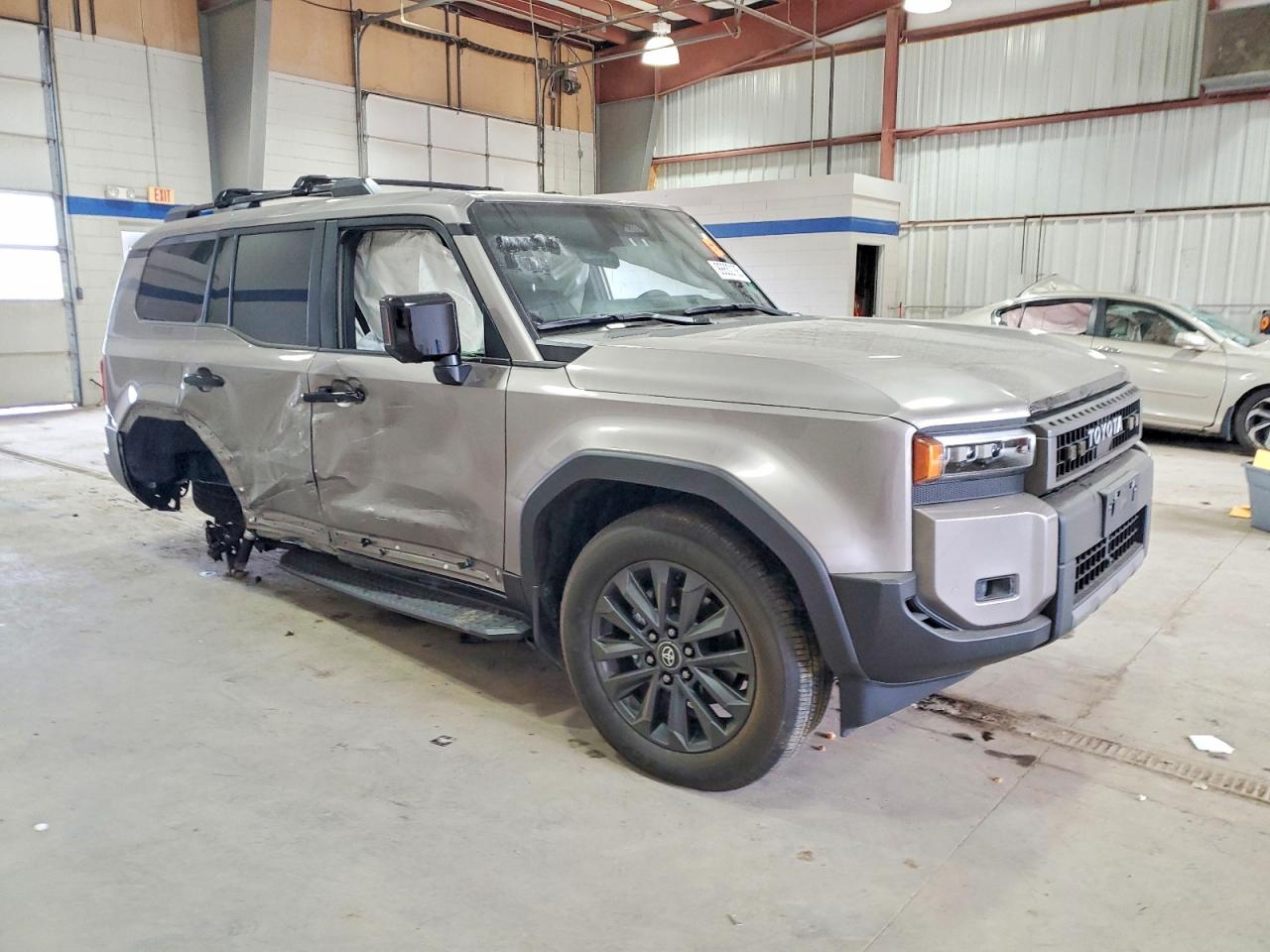 2025 TOYOTA LAND CRUISER BASE photo 7