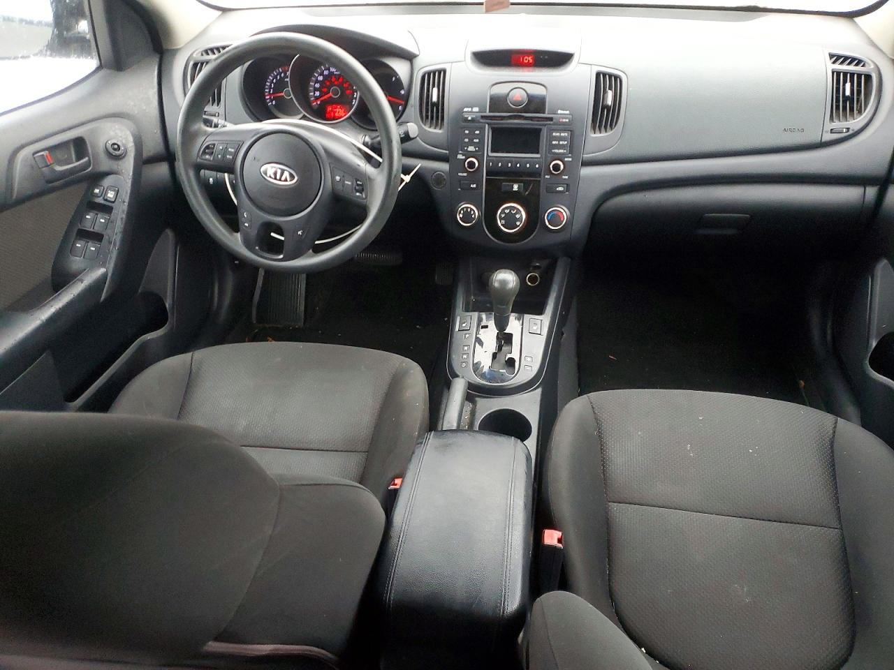2010 KIA FORTE EX photo 8
