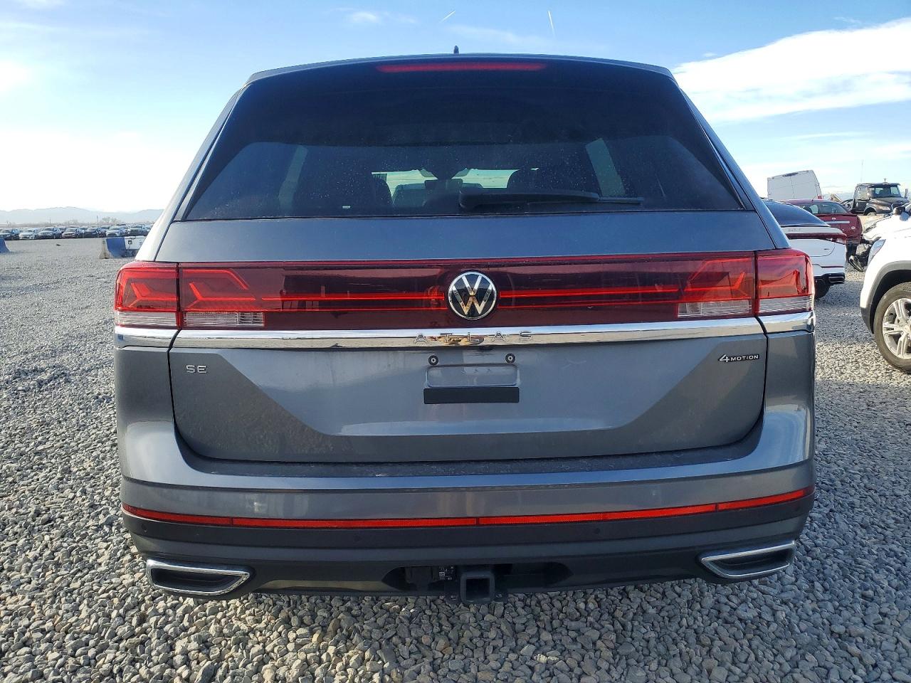 2024 VOLKSWAGEN ATLAS SE photo 6