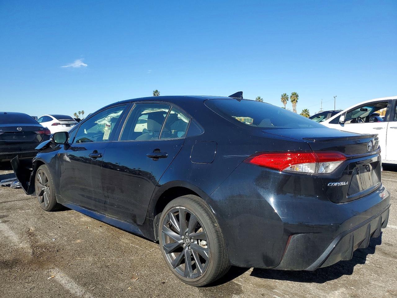 2024 TOYOTA COROLLA SE photo 2