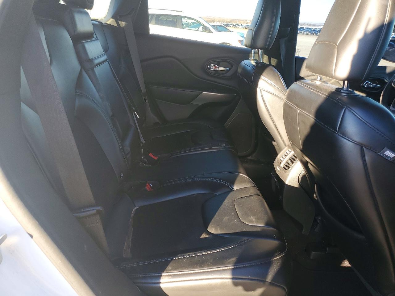 2019 JEEP CHEROKEE LATITUDE PLUS photo 11