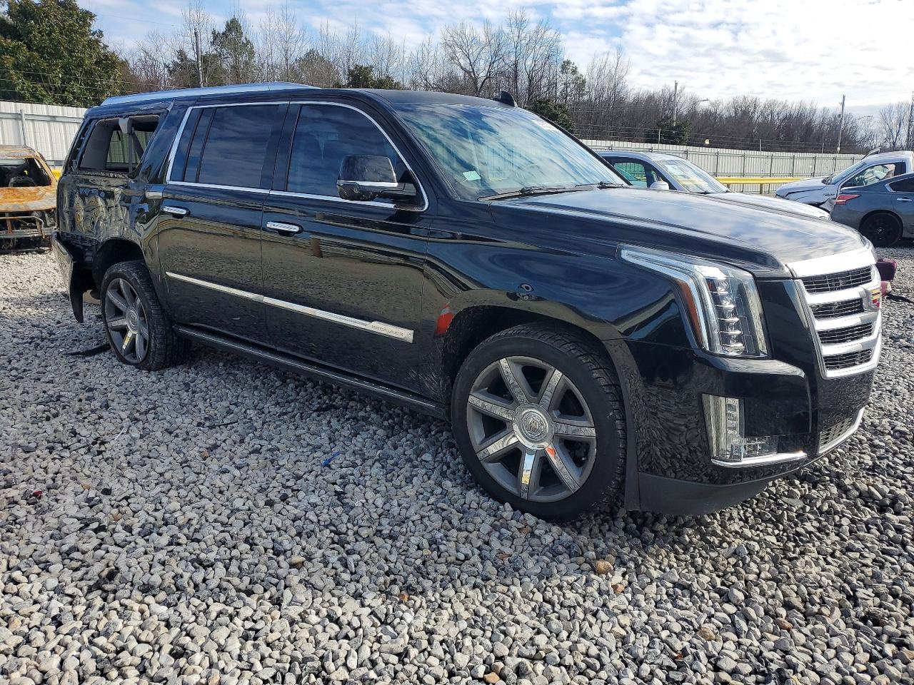 2016 CADILLAC ESCALADE ESV PREMIUM photo 4